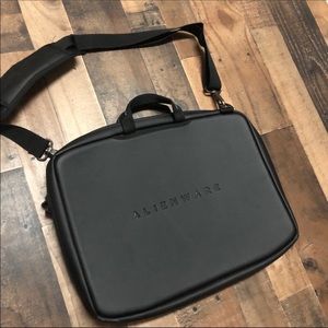 Alienware Laptop Bag 19” gaming laptop case